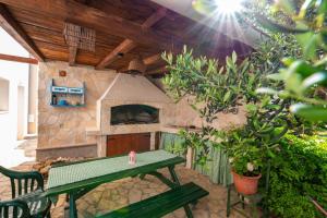 Fotografie z fotogalerie ubytování Apartments with a parking space Povljana, Pag - 232 v destinaci Povljana