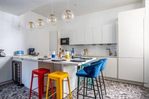 Kuchnia lub aneks kuchenny w obiekcie Appartement Armény - Welkeys