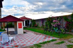 Zahrada ubytování Guest House “Aura”