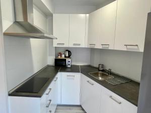 A kitchen or kitchenette at Brand new in the best location in Marbella