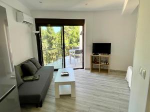 A television and/or entertainment centre at Brand new in the best location in Marbella