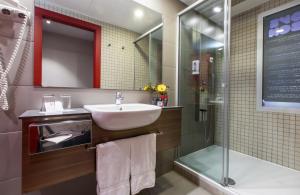 Koupelna v ubytování Leonardo Boutique Hotel Barcelona Sagrada Familia