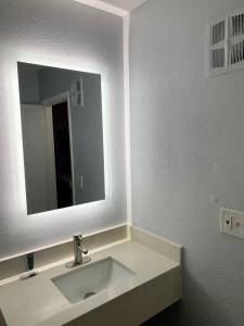Fotografie z fotogalerie ubytování Rodeway Inn v destinaci Midland