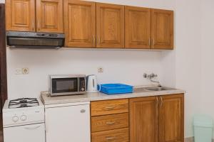 Zdjęcie z galerii obiektu Family friendly seaside apartments Grebastica, Sibenik - 15170 w mieście Grebaštica