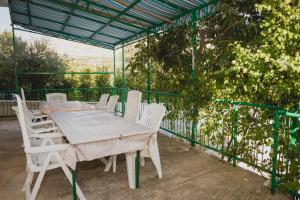 Zdjęcie z galerii obiektu Family friendly seaside apartments Grebastica, Sibenik - 15170 w mieście Grebaštica