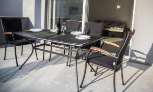 Posedenie v ubytovaní Apartments with a parking space Baska Voda, Makarska - 15214