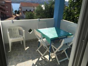 Balkón nebo terasa v ubytování Apartment Stara Novalja 9368c