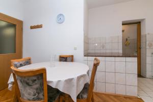 Fotografie z fotogalerie ubytování Apartments by the sea Podaca, Makarska - 2618 v destinaci Podaca