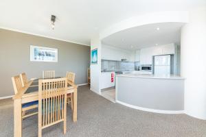 Kuchyň nebo kuchyňský kout v ubytování Twin Pines Unit 701