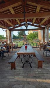 Restoran atau tempat lain untuk makan di Casale Papa Country Village