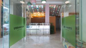 Foto sihtkohas Bacolod asuva majutusasutuse UrbanView at Lacson Street Bacolod City by RedDoorz galeriist