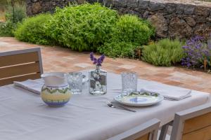 La Cantina Villa di campagna italokat is kínál