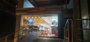Supermercado u otro tipo de tienda en el apartahotel o alrededores