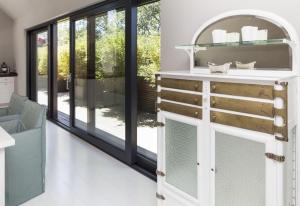 Postel nebo postele na pokoji v ubytování Heavens Loft