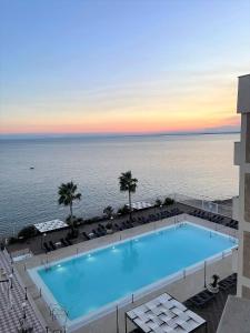 Бассейн в Apulia Hotel Taranto Ara Solis или поблизости