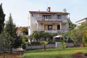 Fotografie z fotogalerie ubytování Apartments and rooms with parking space Njivice, Krk - 408 v destinaci Njivice