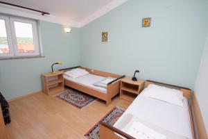 Fotografie z fotogalerie ubytování Apartments and rooms with parking space Njivice, Krk - 408 v destinaci Njivice