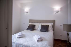 Posteľ alebo postele v izbe v ubytovaní Luxury Top Floor in Trastevere
