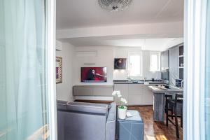 Kuchyňa alebo kuchynka v ubytovaní Luxury Top Floor in Trastevere
