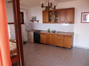 Kuchyň nebo kuchyňský kout v ubytování Apartments by the sea Brna - Vinacac, Korcula - 13344