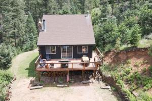 Fotografie z fotogalerie ubytování Cozy Mountain Cabin in Cascade v destinaci Cascade-Chipita Park