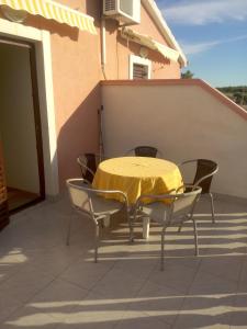 Balkon ili terasa u objektu Apartments with a parking space Privlaka, Zadar - 14654