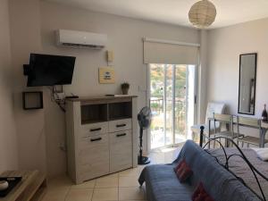 Μια τηλεόραση ή/και κέντρο ψυχαγωγίας στο Panoramic Holidays - Standard 50