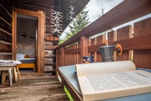 Balkón alebo terasa v ubytovaní Pokoje Samo Centrum