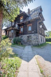 Budova, v ktorej sa apartmán nachádza