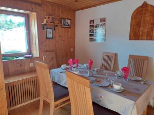Fotografie z fotogalerie ubytování Landhaus zum Siebenschläfer v destinaci Herrnbaumgarten