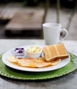 Opciones de desayuno para los huéspedes de Acuarela Hostal