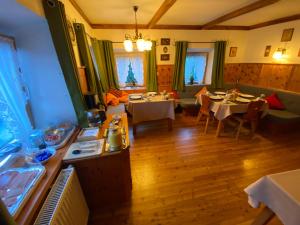 Istumisnurk majutusasutuses Haus Fiegl