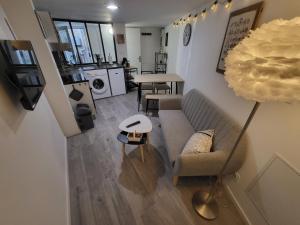 Kuchyňa alebo kuchynka v ubytovaní Superbe appartement T2 centre historique