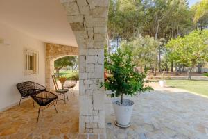 Vonkajšia záhrada v ubytovaní Pietra e Calce With Pool + 37 fotografií