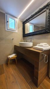 Un baño de Evina's Apartment