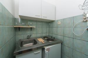 Kuchyň nebo kuchyňský kout v ubytování Apartments by the sea Podaca, Makarska - 516 + 37 fotografií