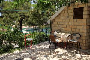 Balkón alebo terasa v ubytovaní Apartments by the sea Basina, Hvar - 542