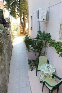 Zdjęcie z galerii obiektu Apartments by the sea Korcula - 549 w Korčuli