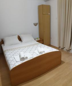 Postel nebo postele na pokoji v ubytování Apartments by the sea Podaca, Makarska - 515