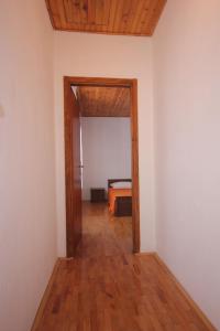 Posteľ alebo postele v izbe v ubytovaní Apartments with parking spaces Sali, Dugi otok - 447