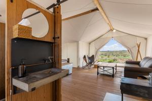 Příroda nedaleko luxury tent + 37 fotografií