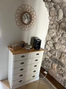 Zdjęcie z galerii obiektu GITE DE LA CAPPELLA - CHAMBRE D'HÔTES A VOLTA w mieście Aubenas