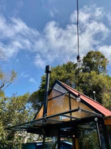 Gallery image of Toca do Pica-Pau - Tiny House em Campos com Lareira e privacidade! in Campos do Jordão