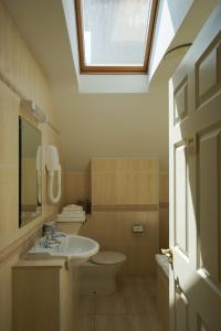 Inch Beach House B&B tesisinde bir banyo