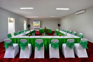 Zona de afaceri și/sau sala de conferințe de la Awatara Boutique Resort Ubud +72 fotografii