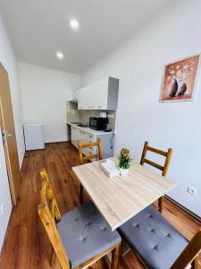 Apartment Erika的厨房或小厨房