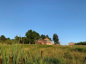 Příroda nedaleko prázdninového domu + 23 fotografií