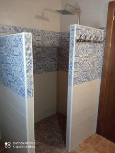 A bathroom at Casa rural PERALTA S CAZORLA PISCINA COMPARTIDA