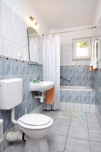 Fotografie z fotogalerie ubytování Apartments by the sea Basina, Hvar - 625 v destinaci Jelsa