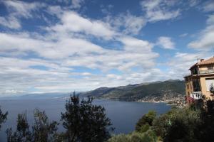 a view of a large body of water at BBQ Lodge in Camogli